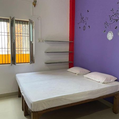 ורנאסי Indra Paying Guest House מראה חיצוני תמונה