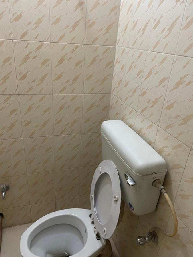 ורנאסי Indra Paying Guest House מראה חיצוני תמונה