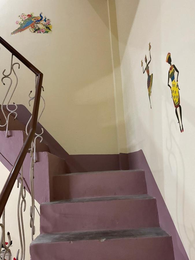 ורנאסי Indra Paying Guest House מראה חיצוני תמונה