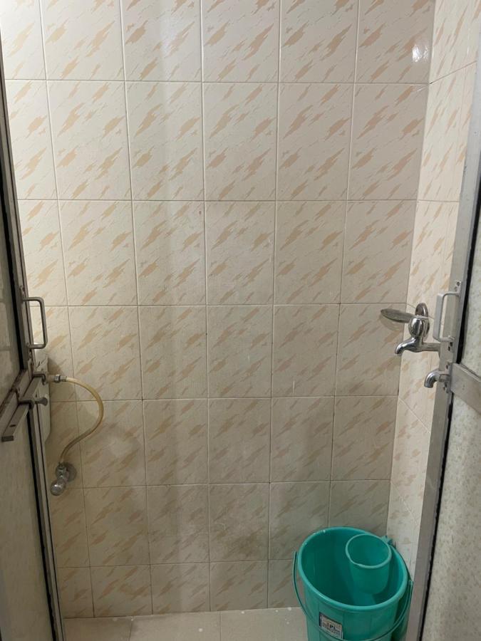 ורנאסי Indra Paying Guest House מראה חיצוני תמונה